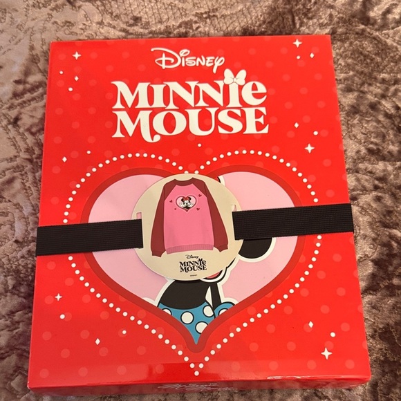 Disney Sweaters - Disney Minnie Mouse Red Heart Gift Box
